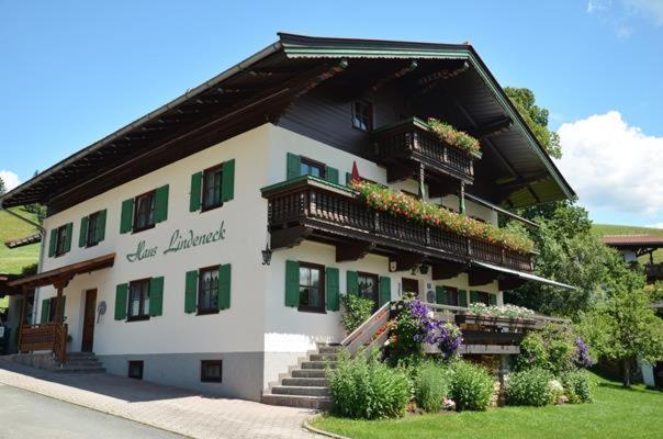 Haus Lindeneck - Erika Schwentner Apartment Kossen Exterior photo